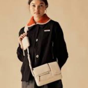 We-AR4 crossbody bag